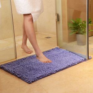 tapis de bain violet élégant