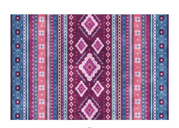 Tapis berbère multicolore avec motifs traditionnels