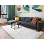 confort et style avec un tapis blanc