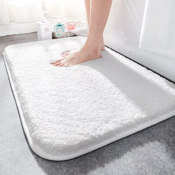 tapis de bain blanc élégant
